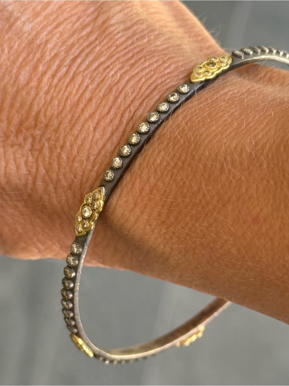 Armenta skinny scroll Gold & Silver Diamond-Accented Bangle